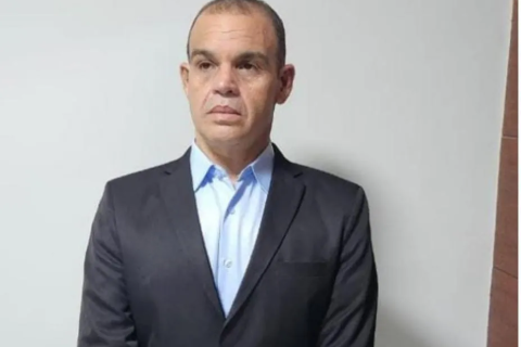 Política:  “Denuncia” Dono de posto e presidente de partido é preso em flagrante em Feira de Santana
