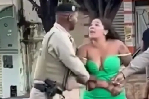 Polícia: “Bahia” Mulher é presa por chamar policial de 'preto safado' na Bahia