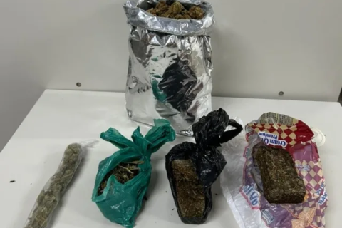 Polícia: “Operação Policial” Operação policial apreende drogas na expansão do Conjunto Feira IX