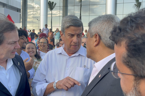 Feira de Santana: “Só aconteceu por causa de mim e da Prefeitura”, disse Colbert Martins sobre o Centro de Convenções de Feira