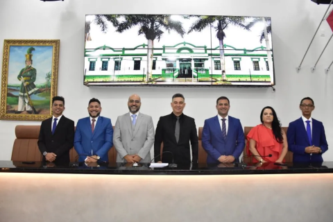 Política: “Marcos Lima”“Muito trabalho pelo desenvolvimento do Município. É o que Feira pode esperar de nossa atuação”, diz novo presidente da Câmara
