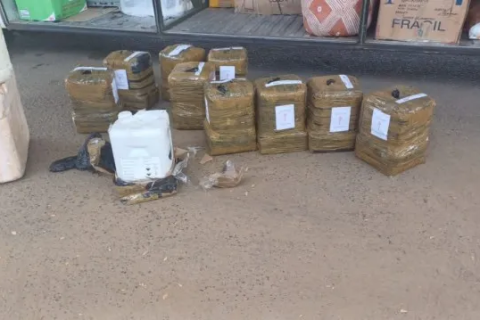 Polícia: “PRF” Mais de 200 kg de substância tóxica é apreendida pela PRF em Feira de Santana
