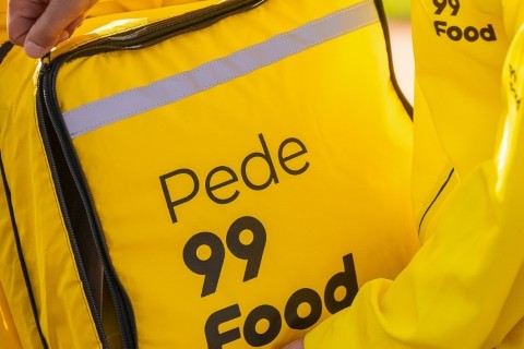 Levantamento da 99Food mostra força dos lanches e das bebidas nos pedidos em Salvador